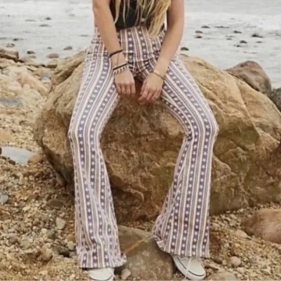 FREE PEOPLE STARS & STRIPES PENNY PULL ON FLARE JEANS AMERICANA FLAG DENIM PANTS - Picture 6 of 9